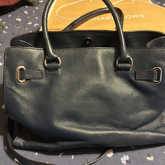 Michael Kors - Picture 2 of 5